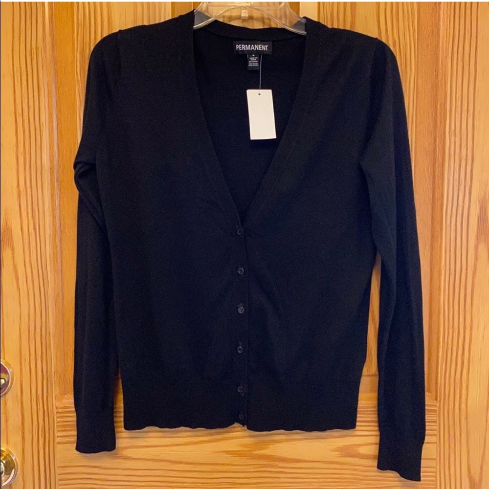 NWT Women’s Black Vneck Cardigan M